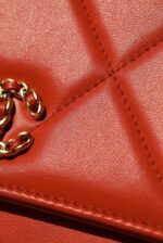 Chanel 19 WOC Flap Bag 20cm Goatskin Leather Spring/Summer Act 1 Collection, Red - Image 7