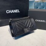 Chanel Chevron Boy Bag 20cm Caviar Leather Antique Silver Hardware Fall/Winter Act 1 Collection, Black - Image 4
