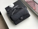 Chanel Chevron Classic Flap Bag 25cm Silver Hardware Caviar Leather Spring/Summer Collection Black - Image 3