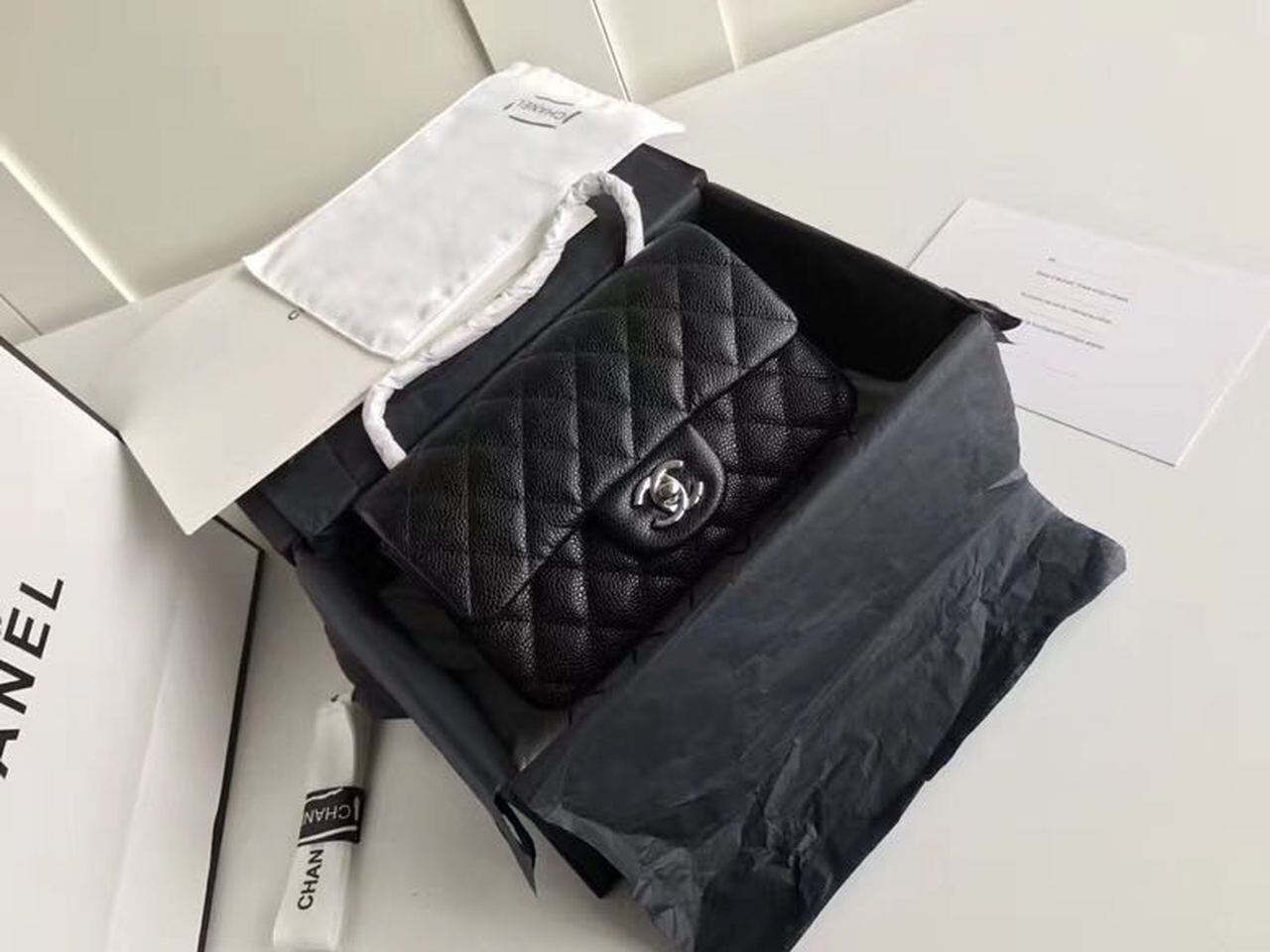 1575861593049677_.pic__76461.1593174347-1 Chanel Classic Flap Bag 20cm Silver Hardware Caviar Leather Spring/Summer Collection Black - Image 1