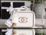 Chanel Chain Around CC Filigree Vanity Bag 18cm Caviar Leather Gold Hardware Spring/Summer Collection White - Image 3